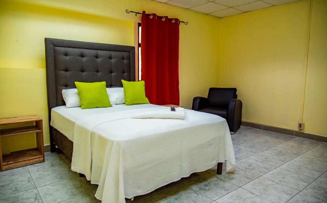 Posada Casa Real Guatemala City Екстериор снимка